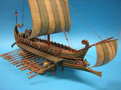 09. Gary's Roman Warship 1.jpg (95673 bytes)