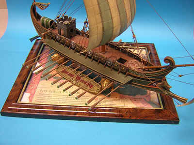 11.Gary's Roman Warship 3.jpg (108156 bytes)